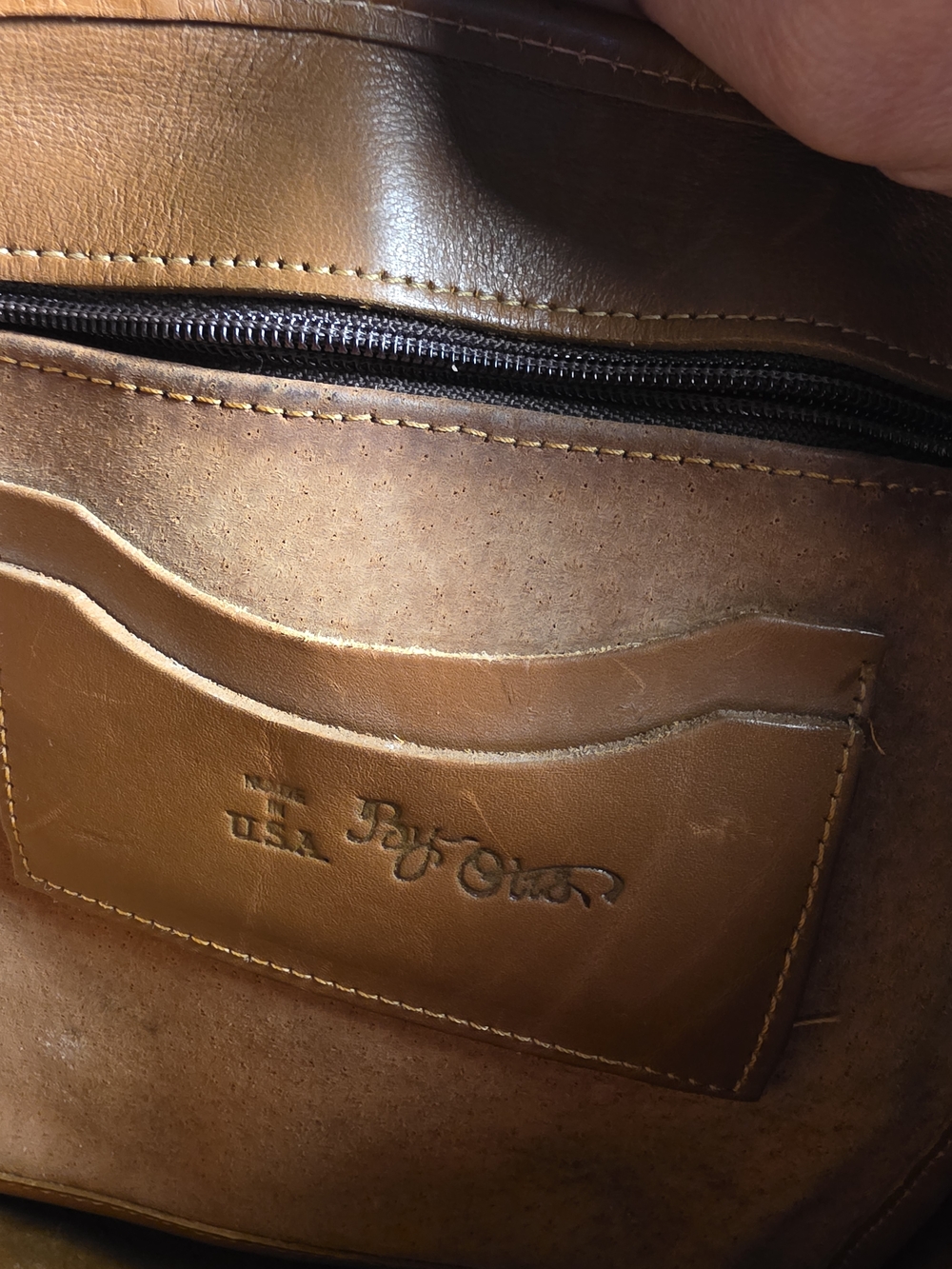 MOVING SALE VTG Pay Otis Cowhide Leather Crossbody Bag - Picture 2 of 5
